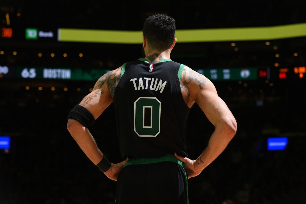 防守区域紧 防守区域紧